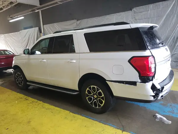 1FMJK1H8XPEA11434 2023 FORD EXPEDITION - Image 2