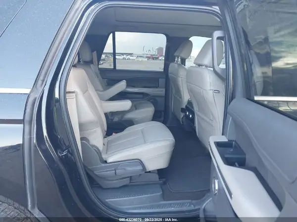 1FMJK1HT1MEA80450 2021 FORD EXPEDITION - Image 8