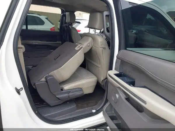 1FMJK1HT9JEA14742 2018 FORD EXPEDITION - Image 8