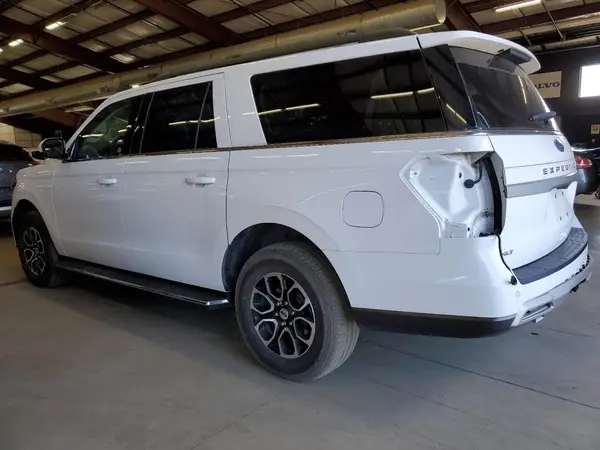 1FMJK1J80PEA55856 2023 FORD EXPEDITION - Image 2