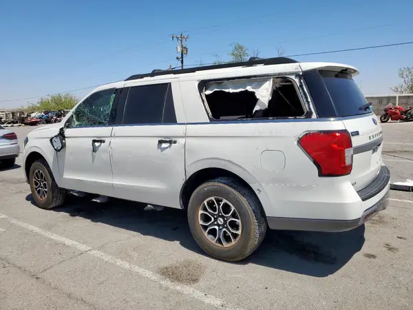 1FMJK1J80REA77729 2024 FORD EXPEDITION - Image 2