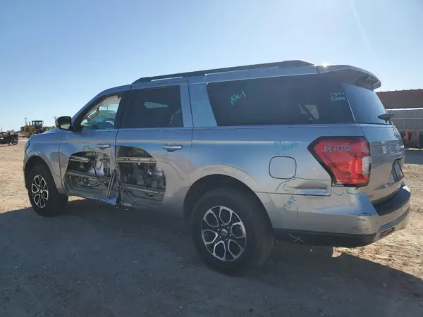 1FMJK1J81PEA61228 2023 FORD EXPEDITION - Image 2