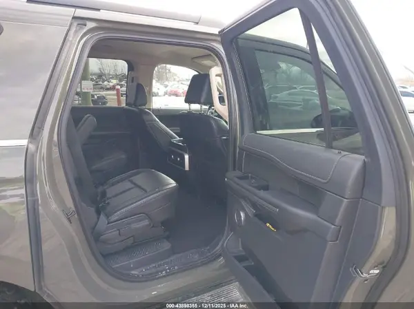 1FMJK1J82REA02675 2024 FORD EXPEDITION - Image 8