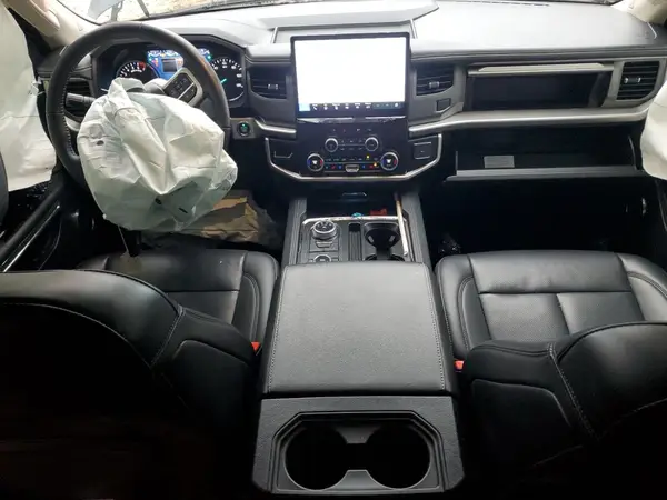 1FMJK1J82REA43002 2024 FORD EXPEDITION - Image 8