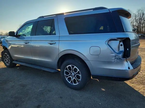 1FMJK1J82REA59541 2024 FORD EXPEDITION - Image 2