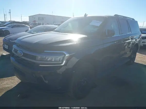 1FMJK1J83REA13975 2024 FORD EXPEDITION - Image 2
