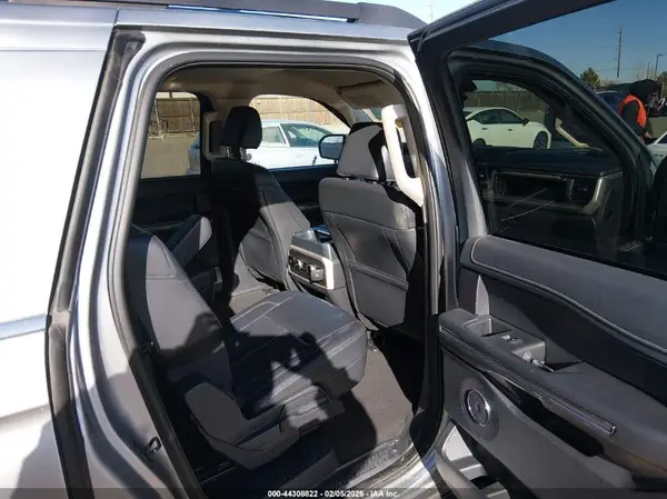 1FMJK1J83REA33918 2024 FORD EXPEDITION - Image 8