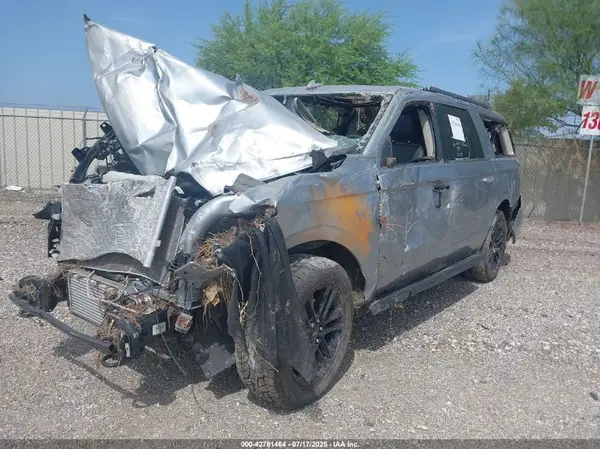 1FMJK1J83REA40528 2024 FORD EXPEDITION - Image 2