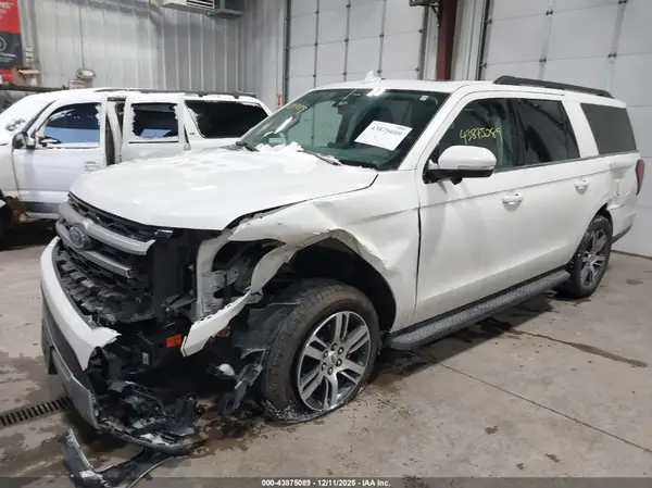 1FMJK1J83REA44594 2024 FORD EXPEDITION - Image 2