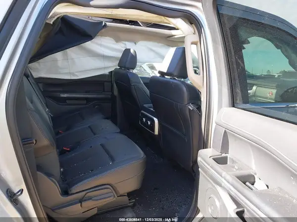1FMJK1J83REB14482 2024 FORD EXPEDITION - Image 8