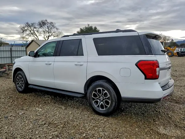 1FMJK1J84REA12348 2024 FORD EXPEDITION - Image 2