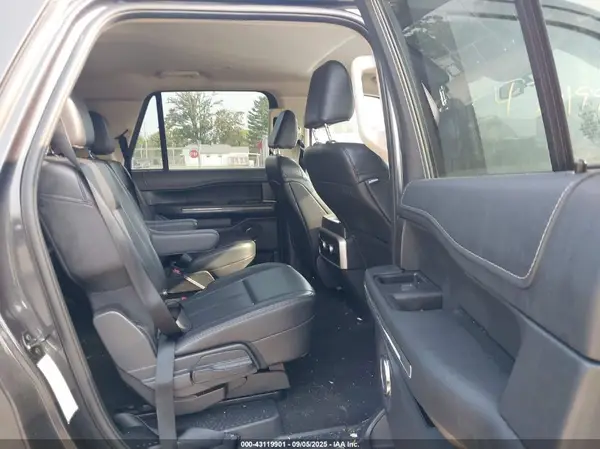 1FMJK1J84REA32552 2024 FORD EXPEDITION - Image 8