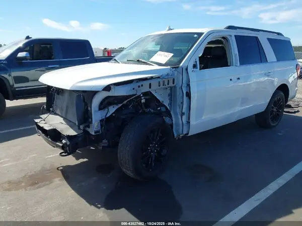 1FMJK1J85PEA42374 2023 FORD EXPEDITION - Image 2