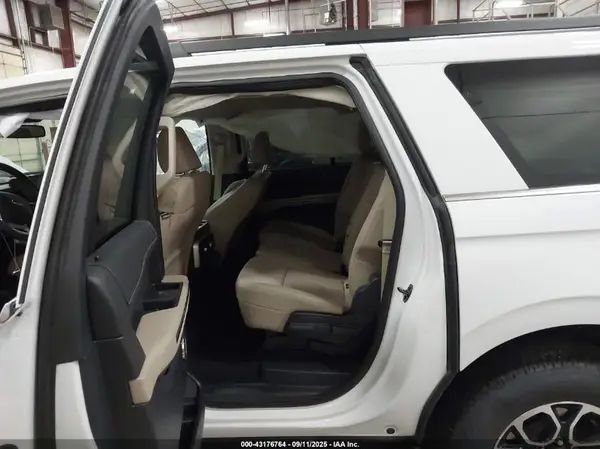 1FMJK1J86REA64452 2024 FORD EXPEDITION - Image 8