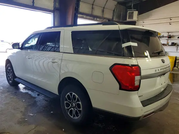 1FMJK1J87REA34005 2024 FORD EXPEDITION - Image 2