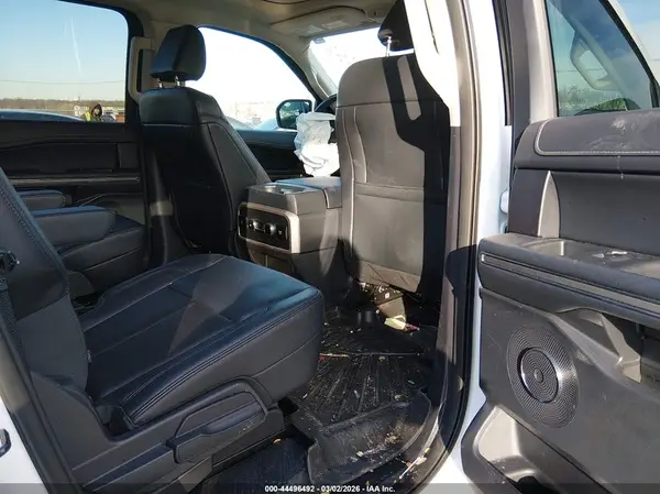1FMJK1J88REB12825 2024 FORD EXPEDITION - Image 8