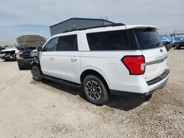 1FMJK1J89REA29324 2024 FORD EXPEDITION - Image 2