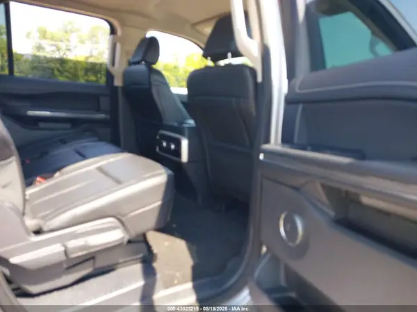 1FMJK1J8XREA10488 2024 FORD EXPEDITION - Image 8