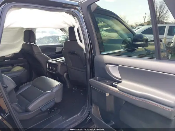 1FMJK1J8XSEA49586 2025 FORD EXPEDITION - Image 8
