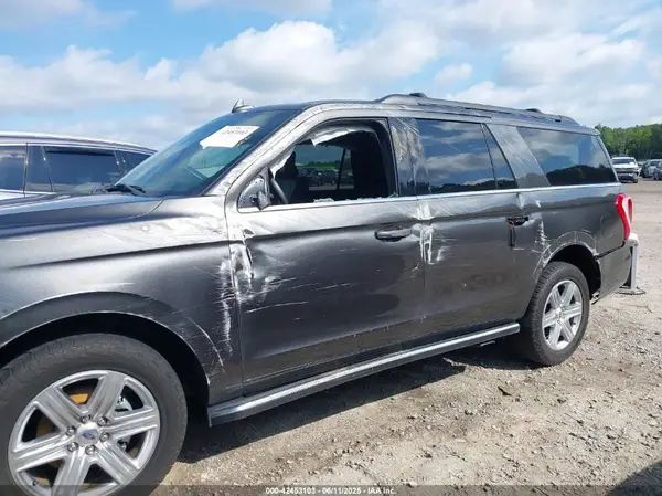 2021 FORD EXPEDITION auction photo 6