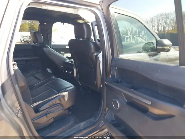 1FMJK1JT5KEA72343 2019 FORD EXPEDITION - Image 8
