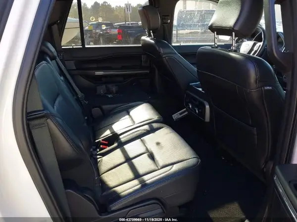 1FMJK1JT7JEA51699 2018 FORD EXPEDITION - Image 8