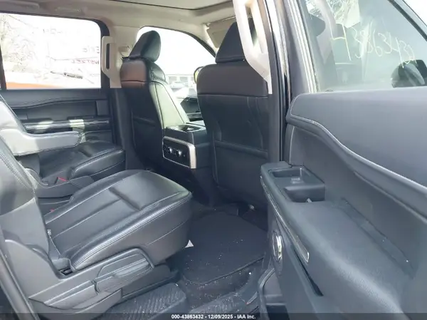 1FMJK1JT8NEA47330 2022 FORD EXPEDITION - Image 8