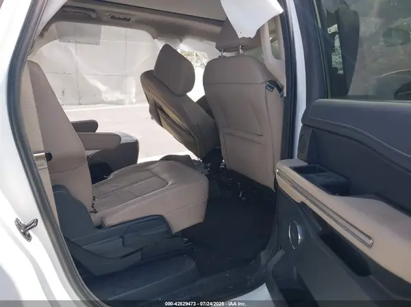 1FMJK1K84REA29309 2024 FORD EXPEDITION - Image 8