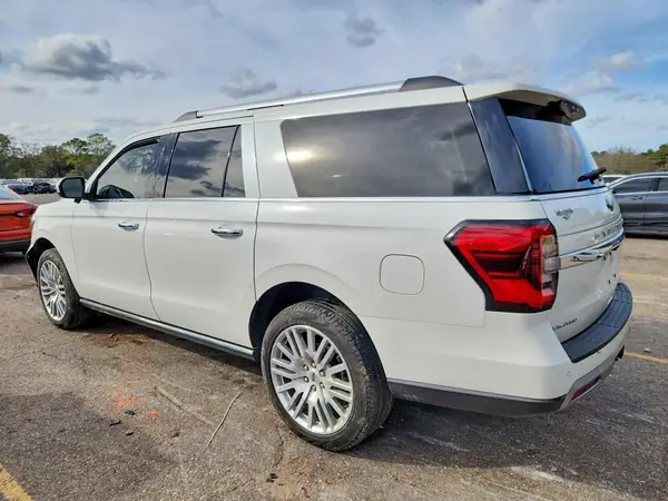 1FMJK1K84REA88005 2024 FORD EXPEDITION - Image 2