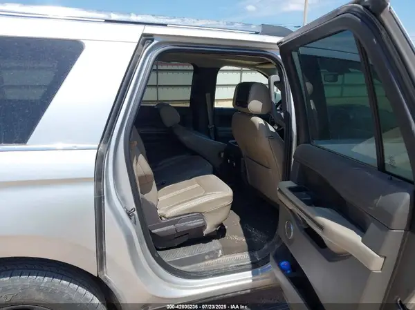 1FMJK1KTXKEA28644 2019 FORD EXPEDITION - Image 8