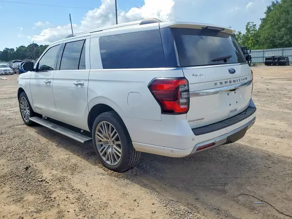 1FMJK1L82REA18582 2024 FORD EXPEDITION - Image 2