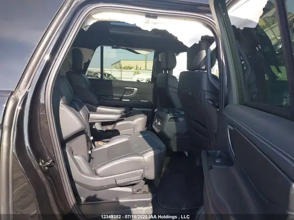 1FMJK1M81SEA10882 2025 FORD EXPEDITION - Image 8