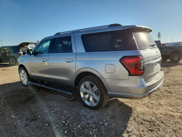 1FMJK1M82REA46722 2024 FORD EXPEDITION - Image 2