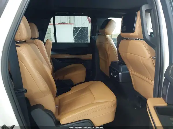 1FMJK1M88REA83094 2024 FORD EXPEDITION - Image 8