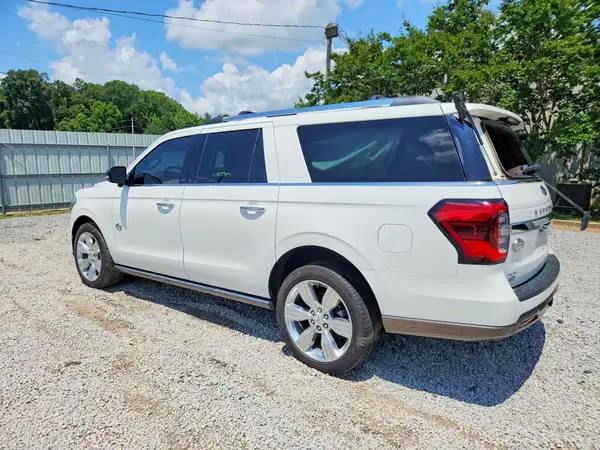 1FMJK1P84REB15471 2024 FORD EXPEDITION - Image 2