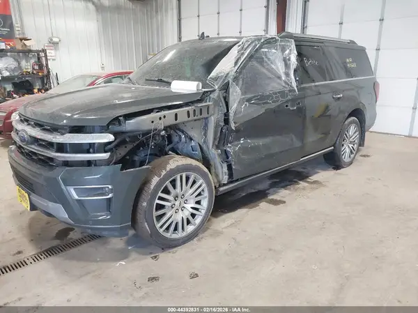 1FMJK2A83PEA10982 2023 FORD EXPEDITION - Image 2