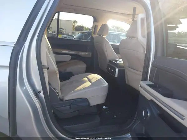 1FMJK2A83REA34735 2024 FORD EXPEDITION - Image 8