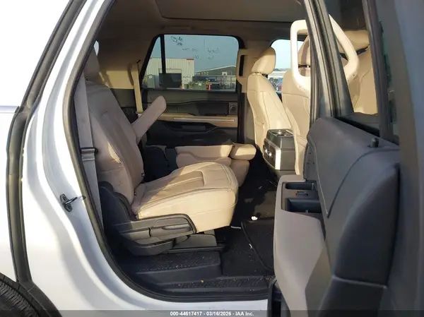1FMJK2A84REA33092 2024 FORD EXPEDITION - Image 8