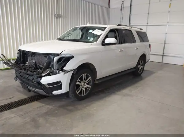 1FMJK2A84REA33240 2024 FORD EXPEDITION - Image 2