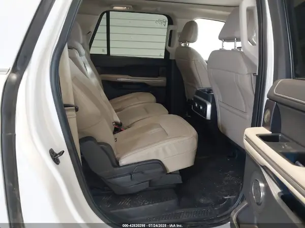 1FMJK2A84REA33240 2024 FORD EXPEDITION - Image 8