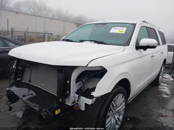 1FMJK2A84REB10656 2024 FORD EXPEDITION - Image 2