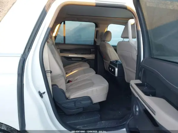 1FMJK2A85REA42514 2024 FORD EXPEDITION - Image 8