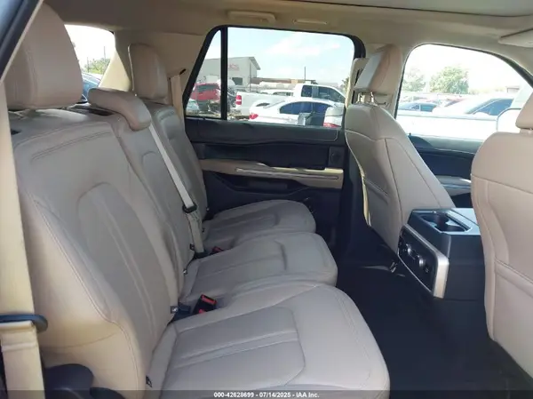 1FMJK2A86REA38715 2024 FORD EXPEDITION - Image 8