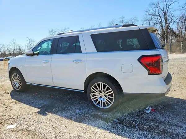 1FMJK2A89REA10469 2024 FORD EXPEDITION - Image 2
