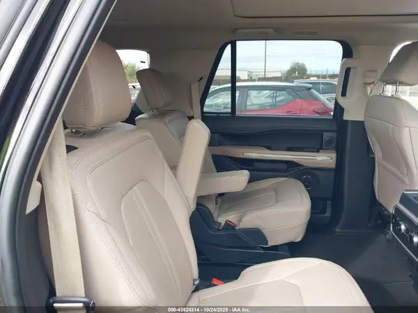 1FMJK2A89REA26977 2024 FORD EXPEDITION - Image 8