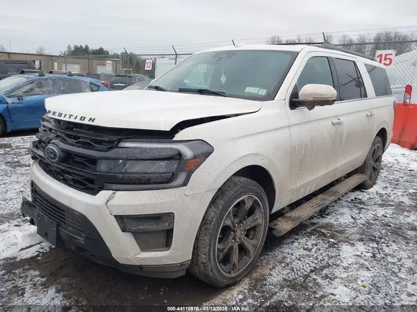 1FMJK2A8XREA47160 2024 FORD EXPEDITION - Image 2