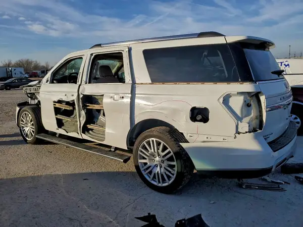 1FMJK2A8XREA52648 2024 FORD EXPEDITION - Image 2