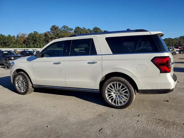 1FMJK2A8XREA78005 2024 FORD EXPEDITION - Image 2