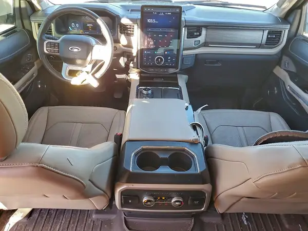 1FMJK2A8XREA78005 2024 FORD EXPEDITION - Image 8