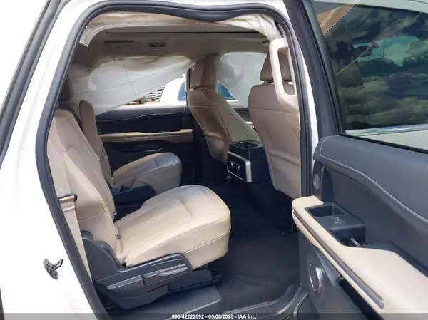 1FMJK2A8XREA83026 2024 FORD EXPEDITION - Image 8